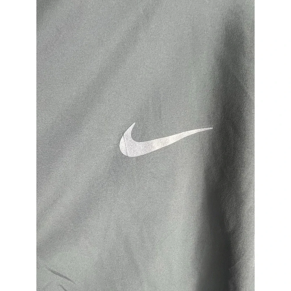 Nike Women's Sz Small Essential Repel Grey Hooded Running Rain Jacket Dri Fit